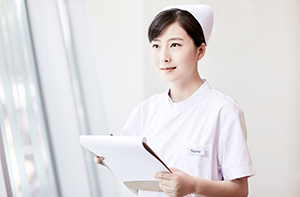 女士脫髮維他命：瞭解原因與補充方法